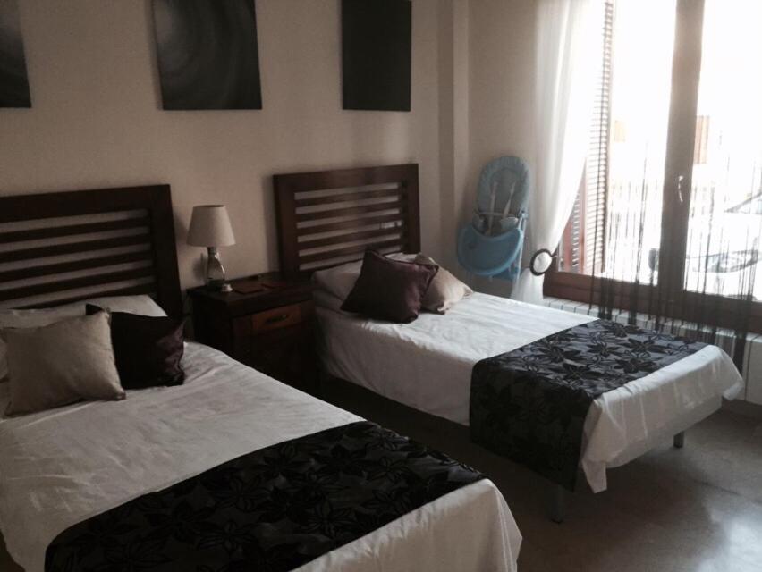 Casa Catherina Joan - El Valle Golf Resort Banos y Mendigo Kültér fotó
